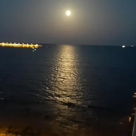 Seaside Los Naufragos Apartmán *
